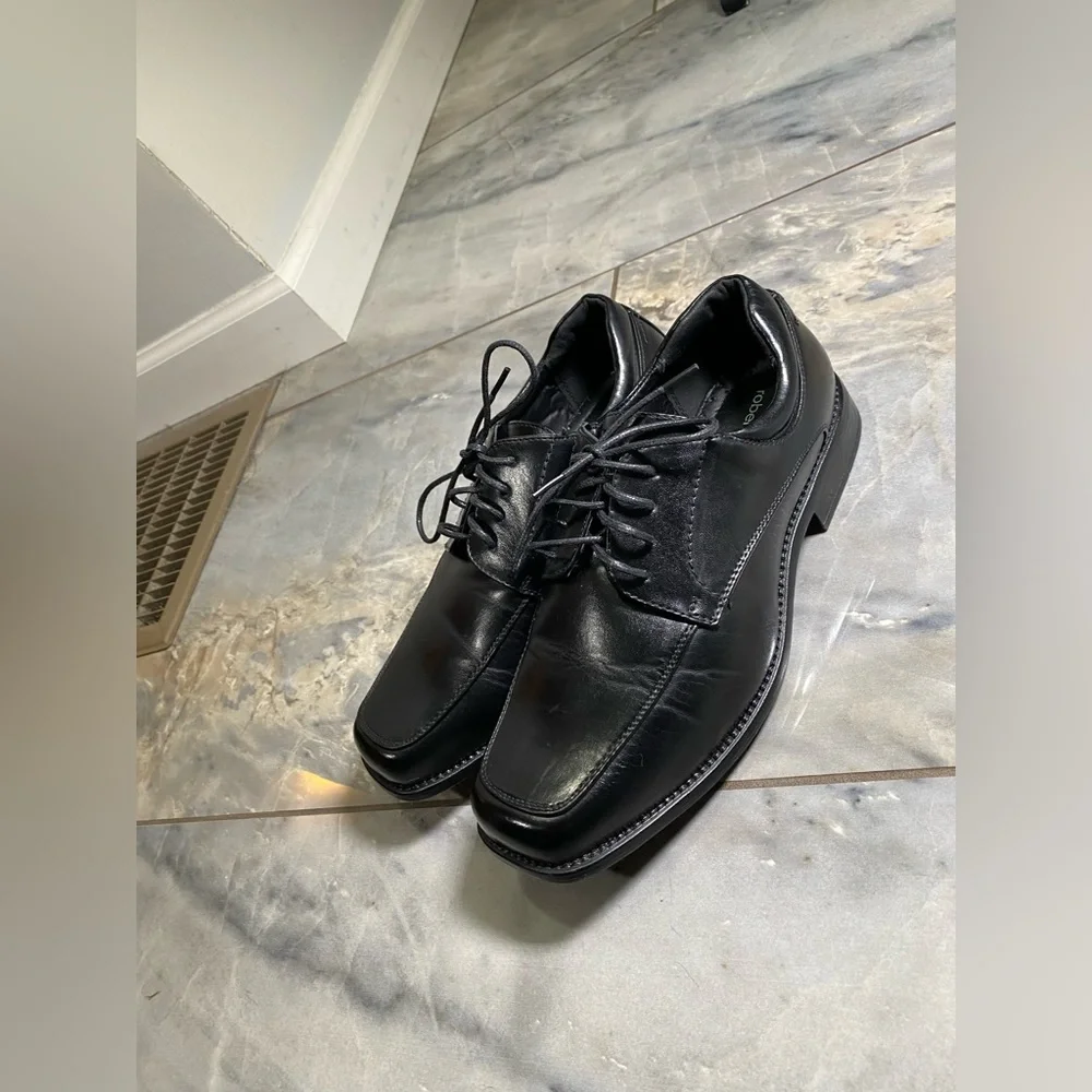 Men’s dress shoes size 6.1/2 - Picture 2 of 7